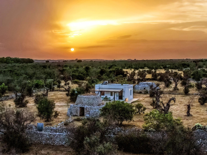 Others 2, Casa Barzo - surrounded by olive trees, Lecce