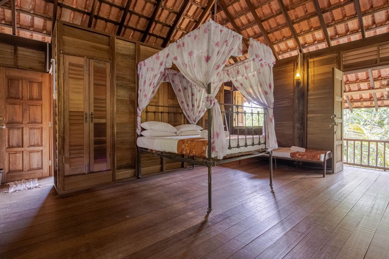 Bedroom 9