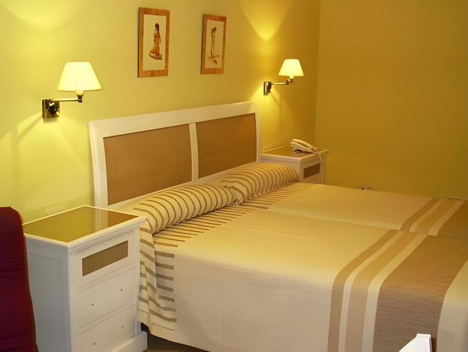 Bedroom 2, HOTEL EL ROBLE PALENTINO, Palencia