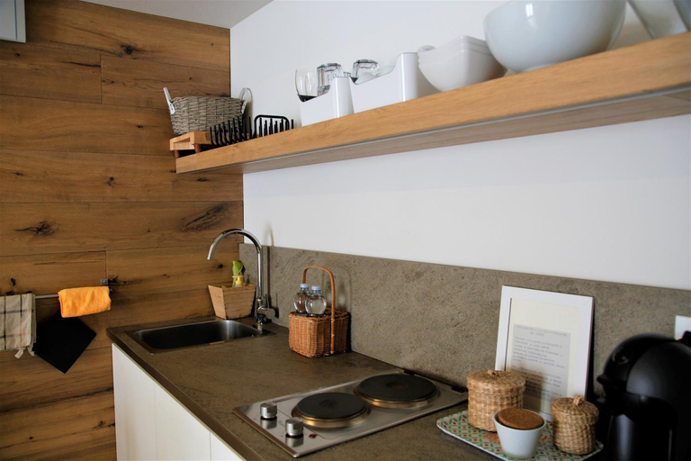 Others 3, 32 BnB Camerecaffe, Pavia