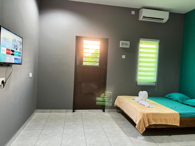 Bedroom 8
