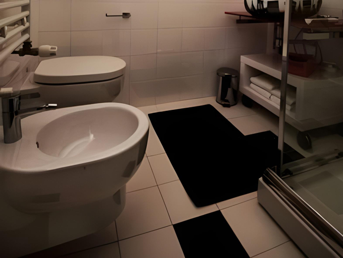 Bathroom 3, Bedrooms B&B, Pescara