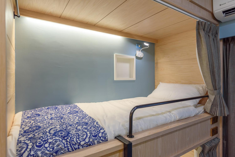 Bedroom 2, Santhosham Hostel, Yilan