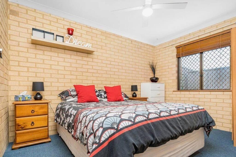 Comfortable Central Unit, Geraldton