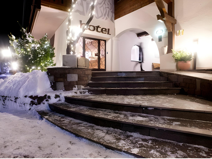 Others 3, Aparthotel Kastel Seiser Alm, Bolzano