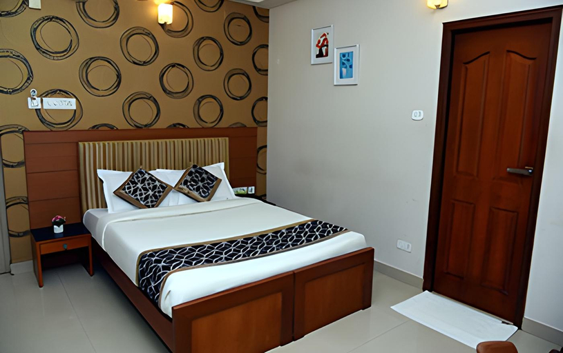 Others 3, Hotel Pearl International, Chennai
