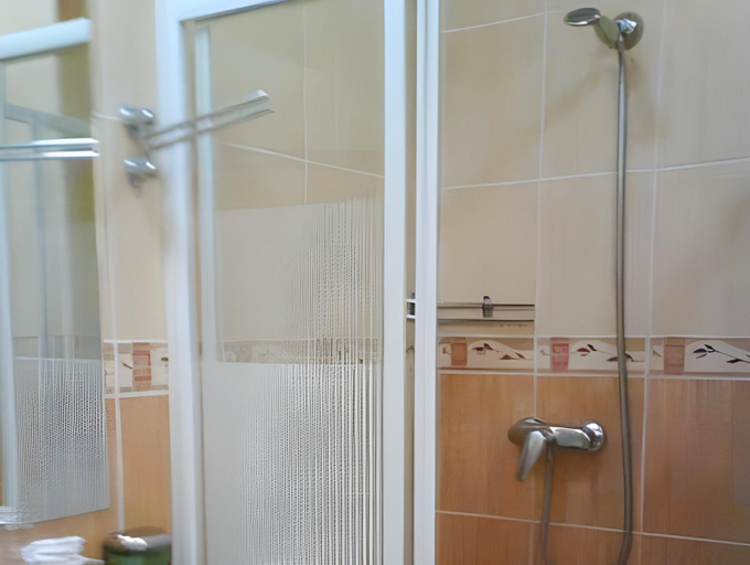 Bathroom 3, Hotel Termal, Žiar nad Hronom