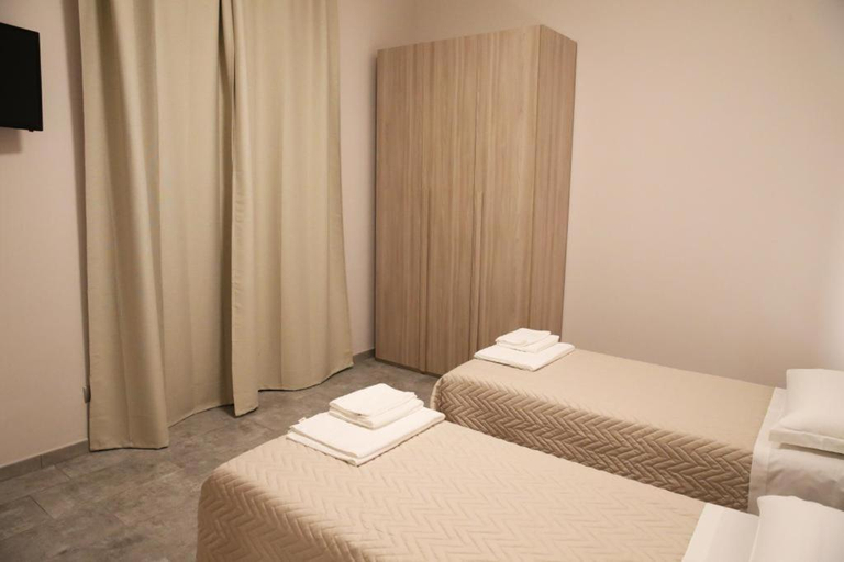 Bedroom 1, La Francigena - Trebbia House, Piacenza