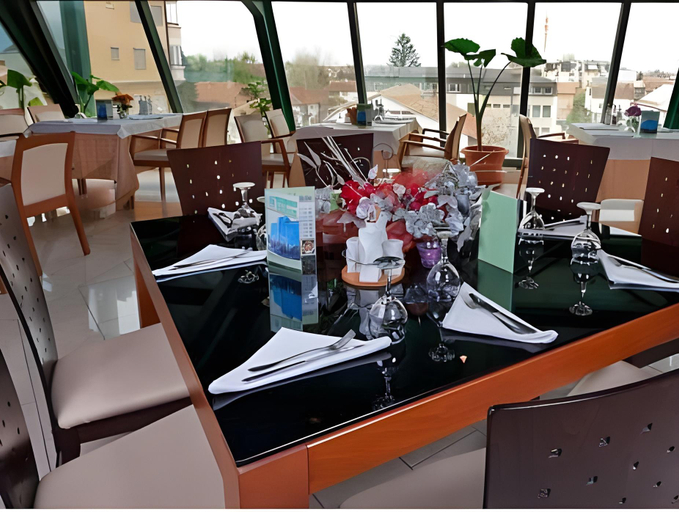 Food & Drinks 5, Hotel Green Center Gili