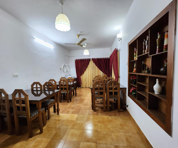 Food & Drinks, Bharatham Heritage Inn, Kannur