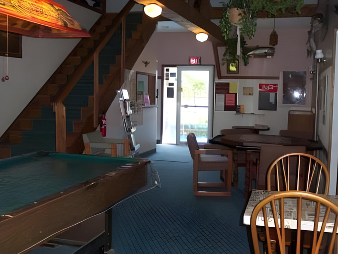 Others 4, Lake Ontario Motel & Inn, Niagara