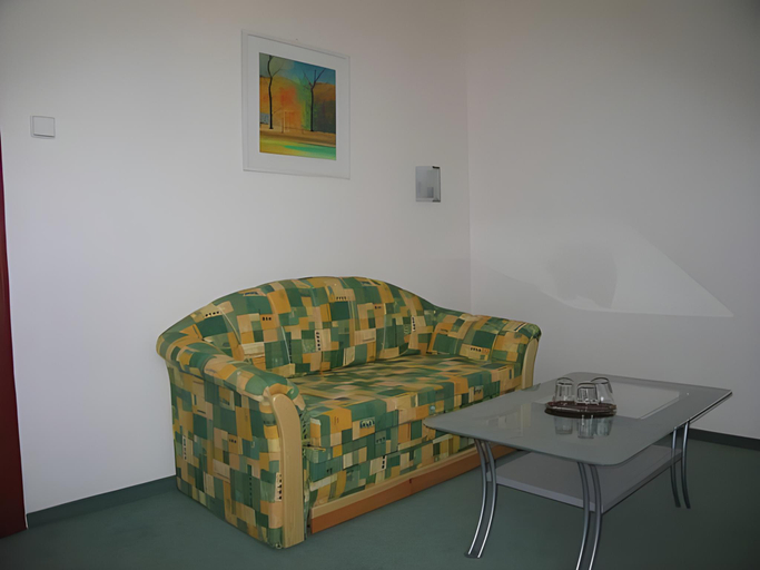 Others 5, Hotel Bothe, Považská Bystrica