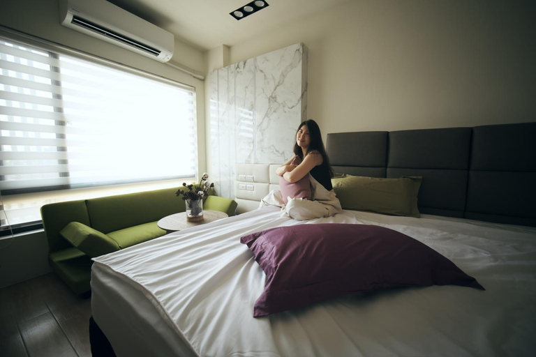 Bedroom 30