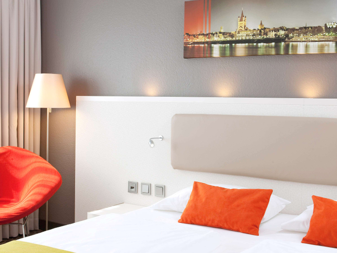 MERCURE SEVERINSHOF KOELN CITY Room Type - Standard Room with twin beds