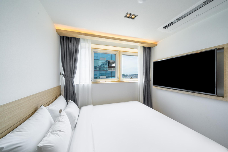 Bedroom 29
