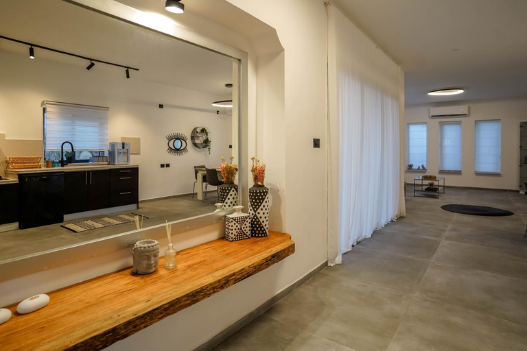 Others 5, וילה רוני בריכה מחוממת Villa Roni Heated pool