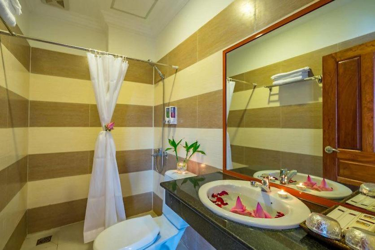 Bathroom 4, Angkor Leap Hotel, Siem Reap