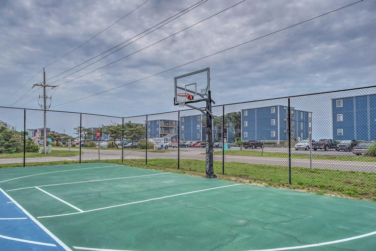 Exterior & Views, Beachfront Family Condo with Stunning Views!, Onslow