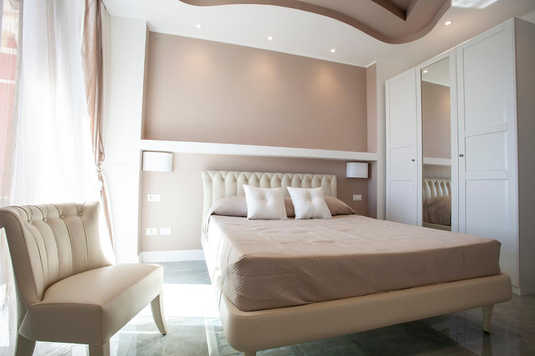 Others 4, Cavalieri D'Oro Luxury House, Rome