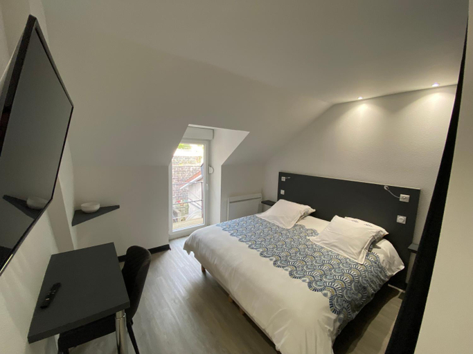 Bedroom 13