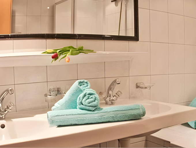 Bathroom 4, Hotel Garni Pra Posta, Landeck