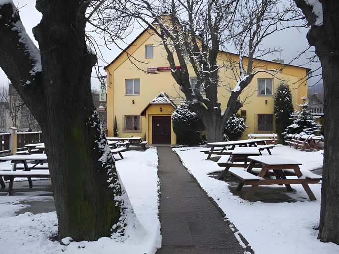 Exterior & Views 2, Hotel Restaurant Pod Ka Tany, Teplice