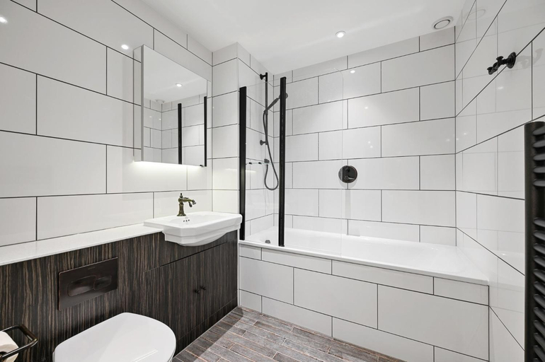 Bathroom 3, Ferrum, London