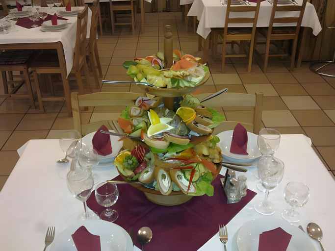 Food & Drinks 5, Lipicai Hotel es Etterem, Bélapátfalva
