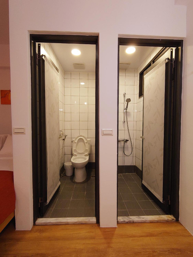 Bathroom 3, 高寮貳陸之貳民宿 Gaoliao 26-2 Simple Home Life, Hualien