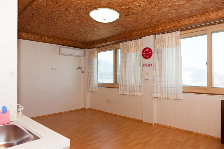 Bathroom 2, Sunrise Pension, Hwaseong