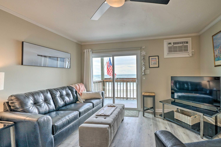 Others 5, Chic Oceanfront North Topsail Beach Condo with Deck, Onslow