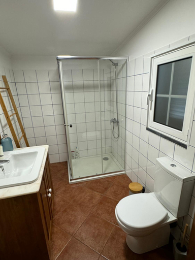 Bathroom 2, Casa dos Reis, Calheta