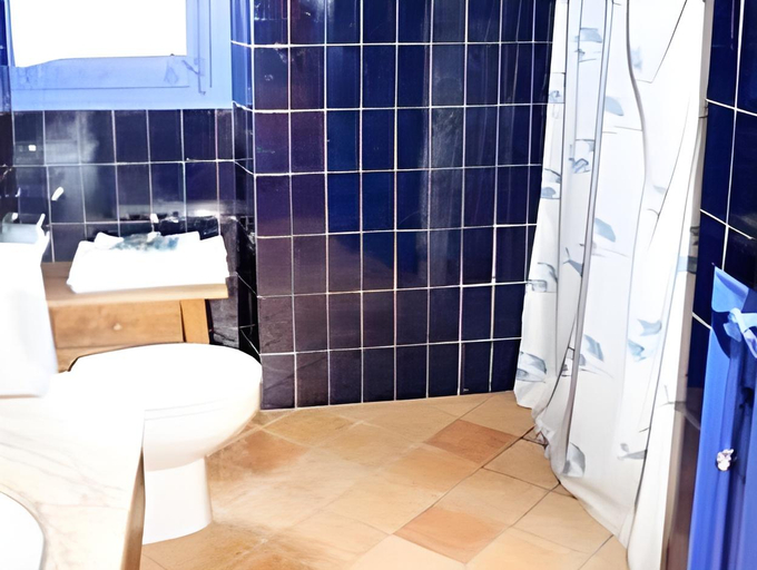 Bathroom 5, Hostal Blau, Girona