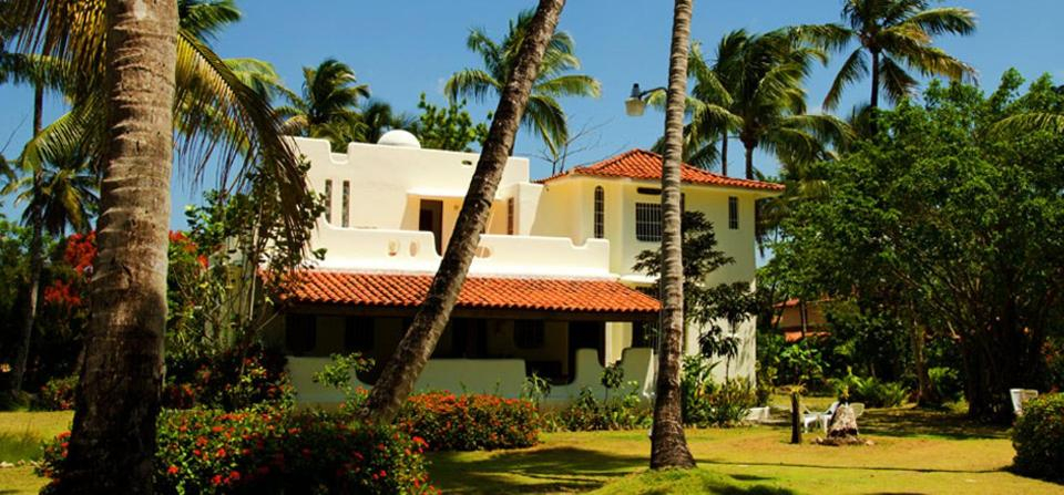 Exterior view, Villa directly on the beach, las Ballenas, Las Terrenas