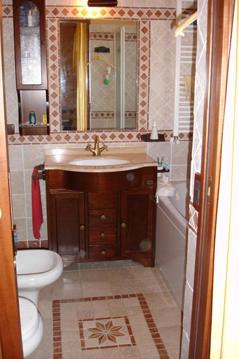 Others 5, Villa del Mare Ligure Terme & SPA Piscina a 37 gradi, Imperia