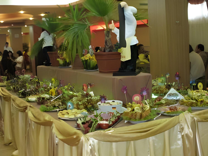 Food & Drinks 5, Hotel Bulevard, Fagaras