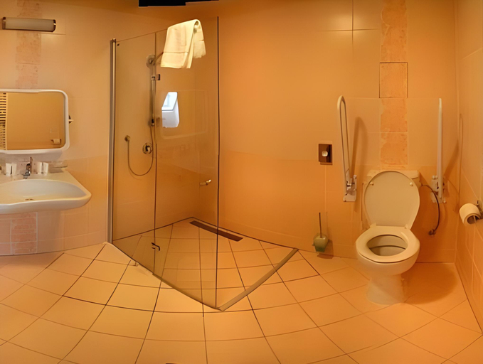Bathroom 4, Hotel Zamek Berchtold, Praha - východ