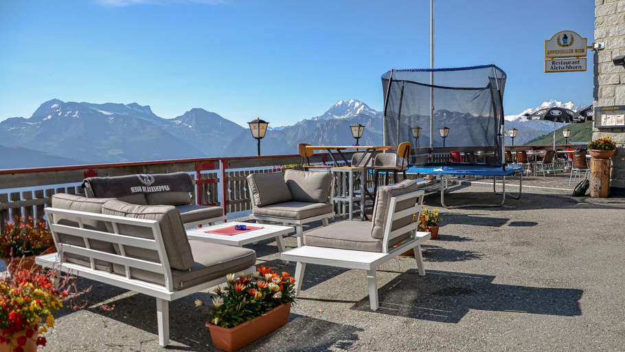 Others 5, Hotel Aletschhorn, Brig