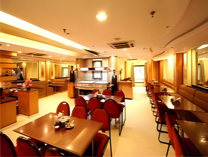 Food & Drinks 3, Hotel Southern Regency, Delhi