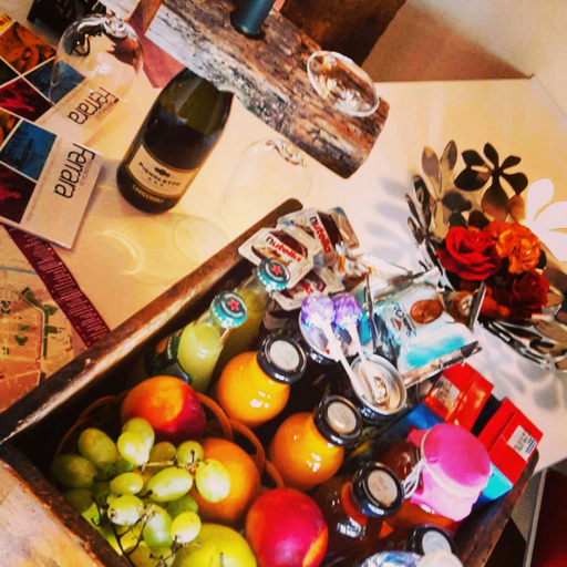 Food & Drinks