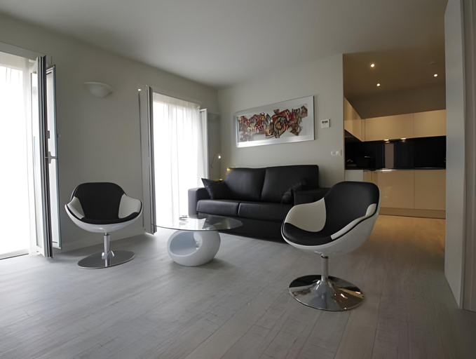 Public Area 3, Apartamentos Sevilla, Sevilla