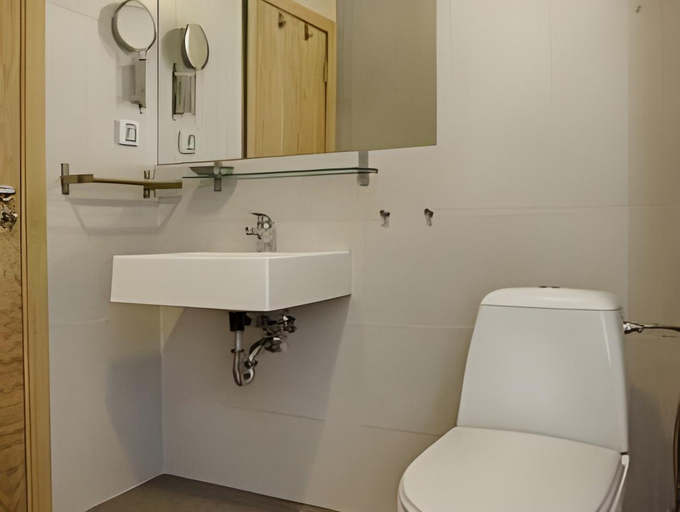 Bathroom 3, Executive Rooms and Suites Play, Veliko Tarnovo
