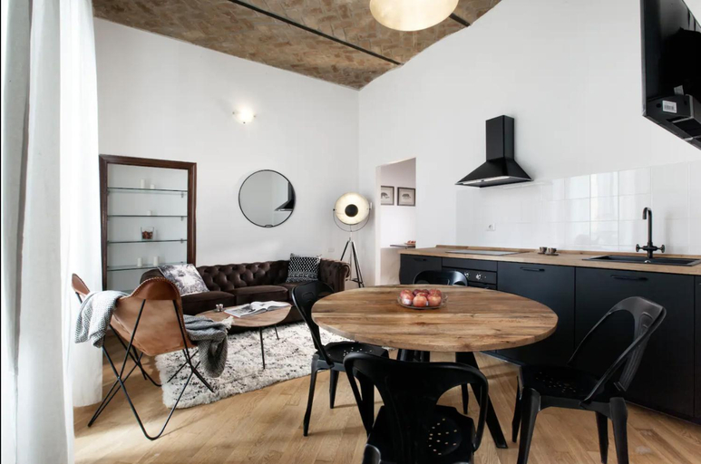 Others 4, Residenza Flavia, Rome