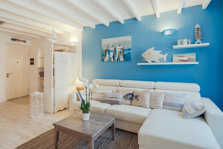 Bedroom 1, Sanremo Amazing Apartment with Private Parking, Imperia