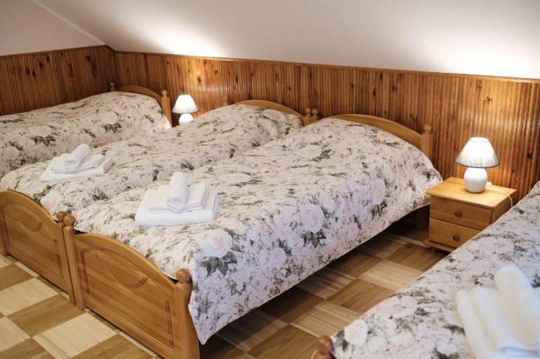Others 3, Alma B&B, Marijampolės