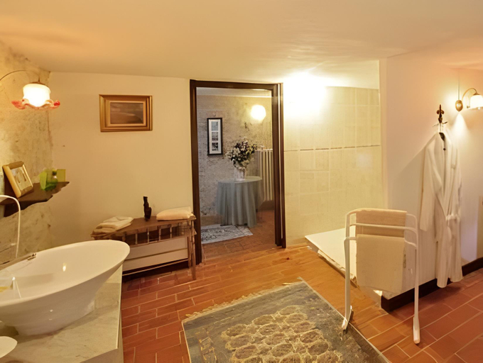Bathroom 4, Manoir La Barriere - Lot, Lot