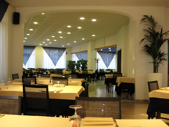 Others 3, Hotel Industria, Brescia