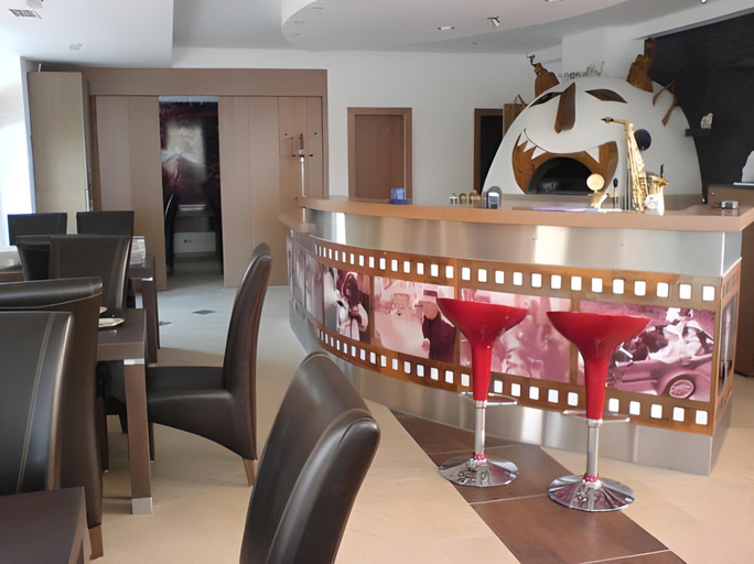 Food & Drinks 5, Hotel Muza, Košice IV