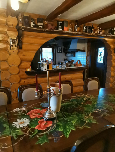 Food & Drinks