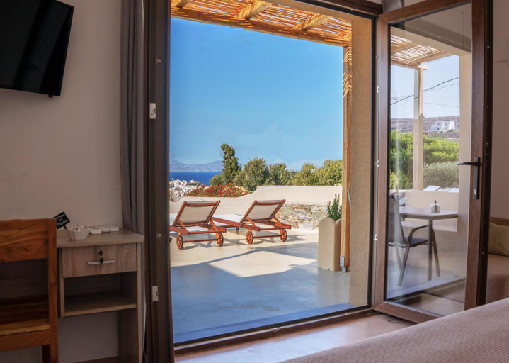 Others 4, DIPOLIS luxury apartments Syros, South Aegean